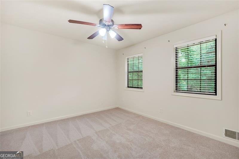 50 OAK LEAF Drive Stockbridge - 26