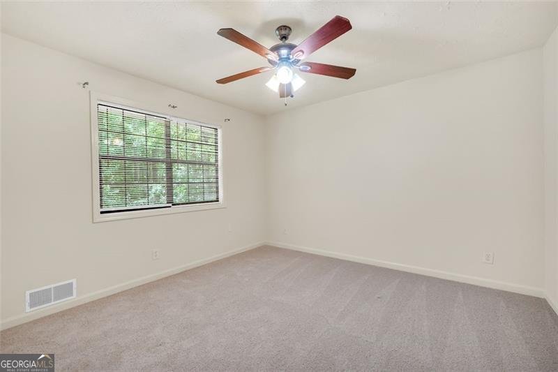 50 OAK LEAF Drive Stockbridge - 30