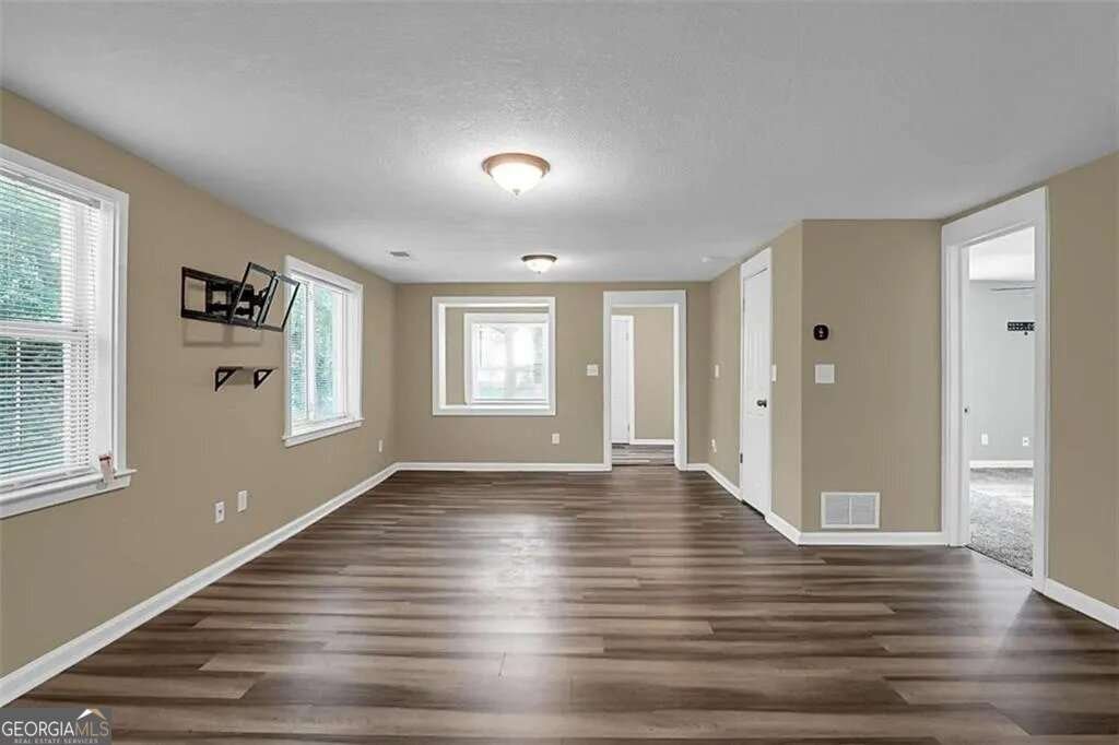 5125 West Street Forest Park - 4