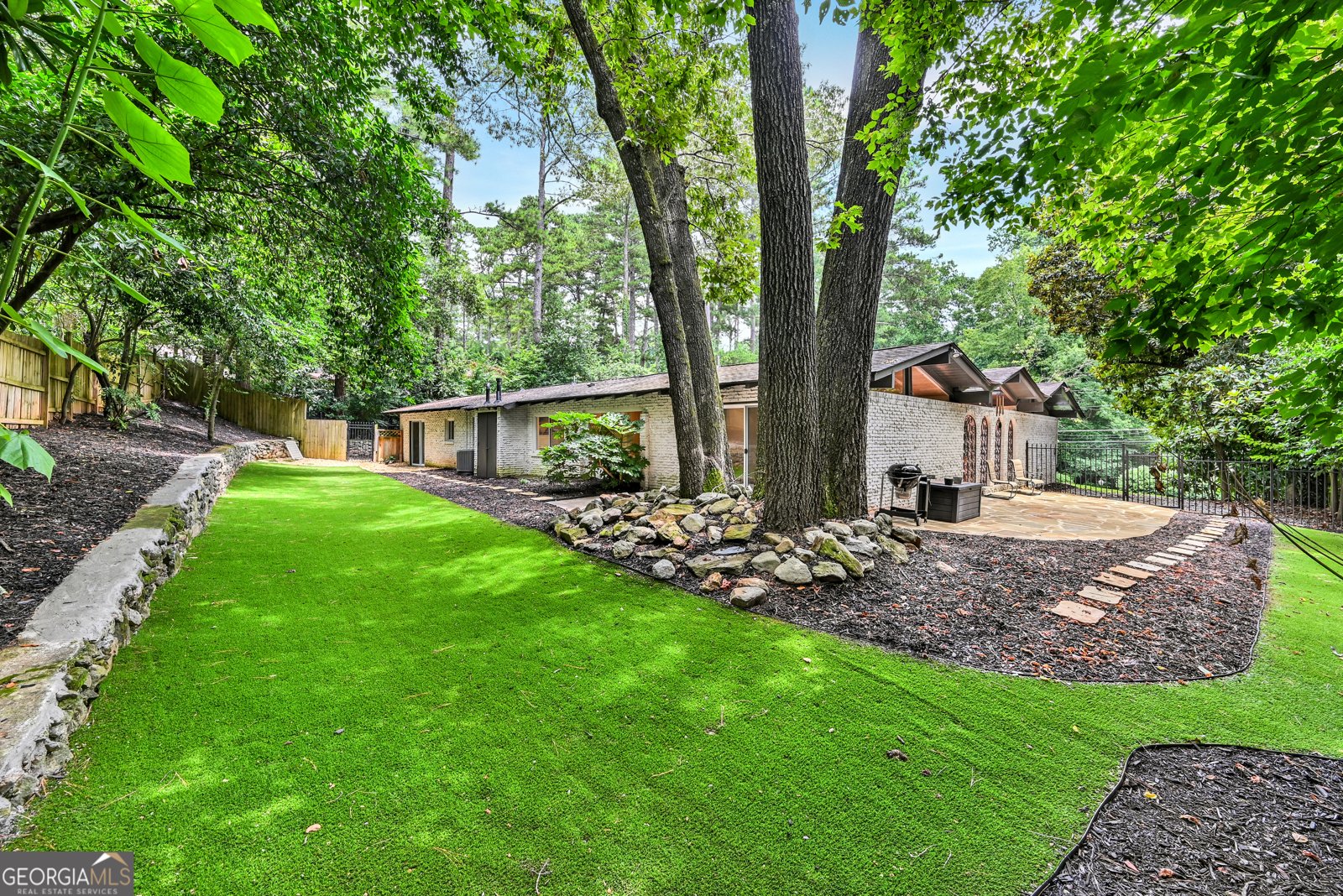 2042 Amberwood Way Atlanta - 25