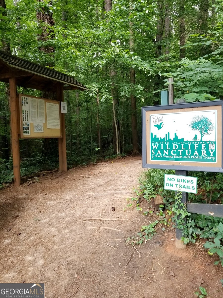 2042 Amberwood Way Atlanta - 36
