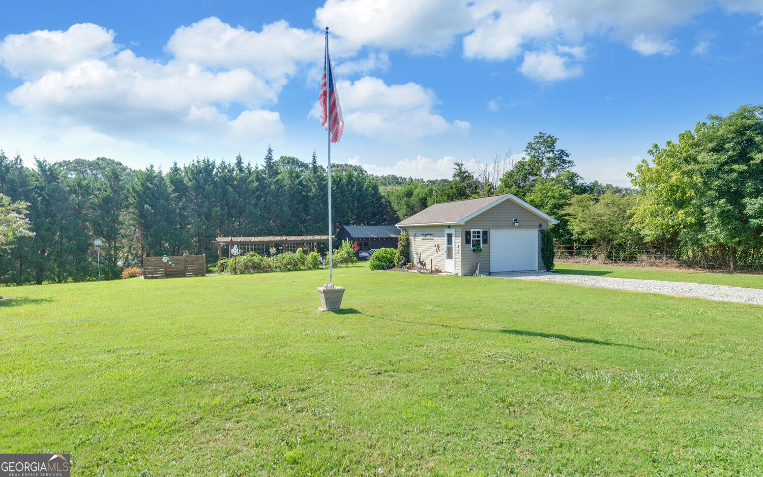733 Woodland Way Dewy Rose - 23