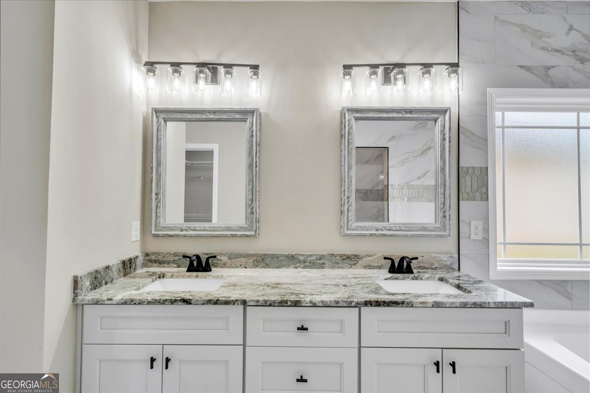 206 Eric Court Byron - 27