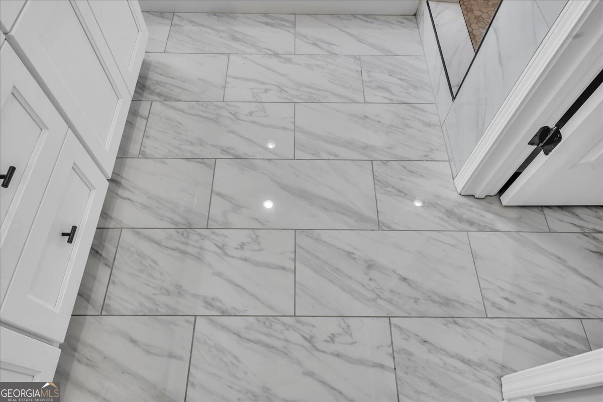 208 Eric Court Byron - Photo 40