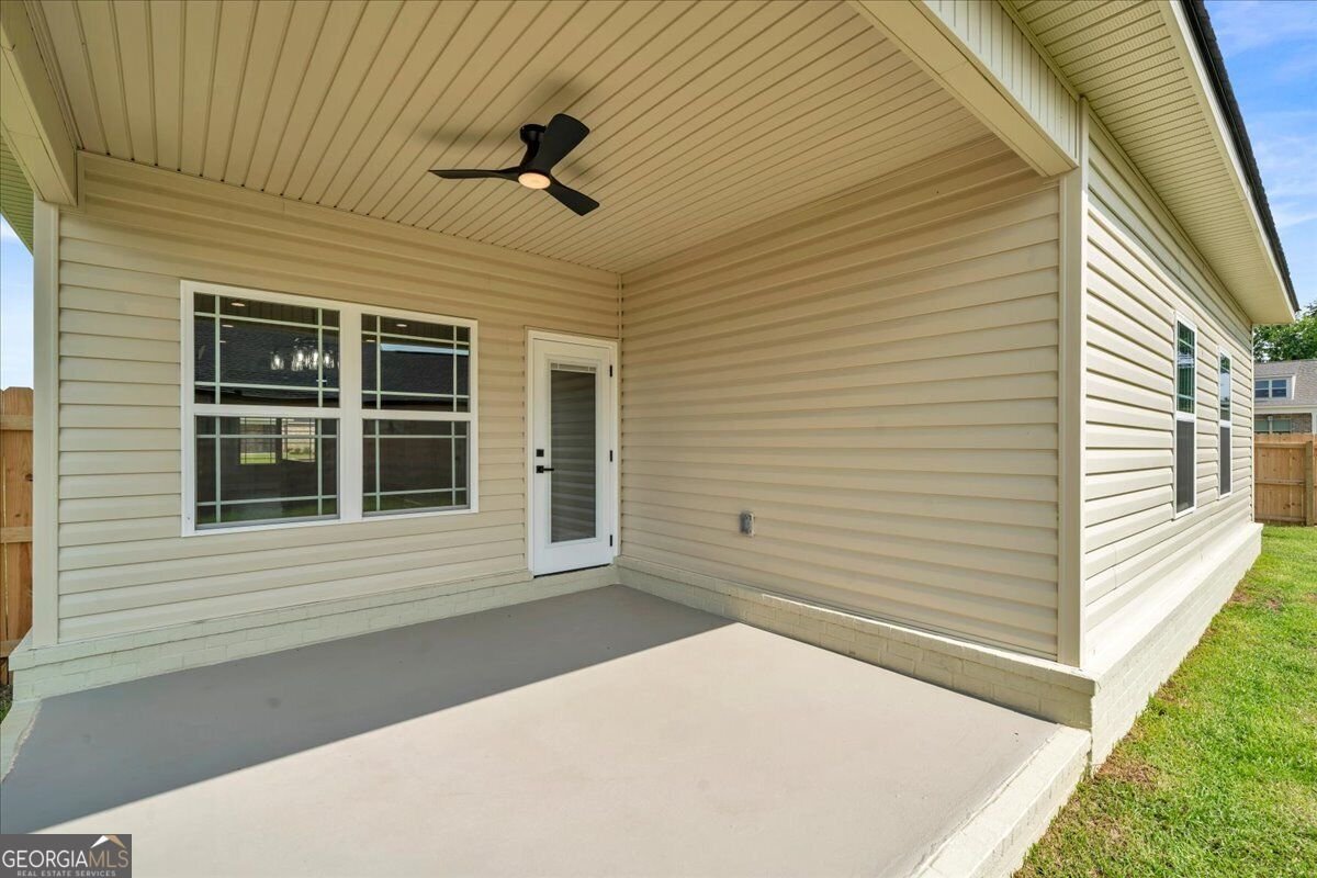 212 Eric Court Byron - Photo 52