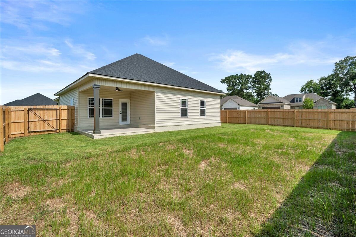 212 Eric Court Byron - Photo 53