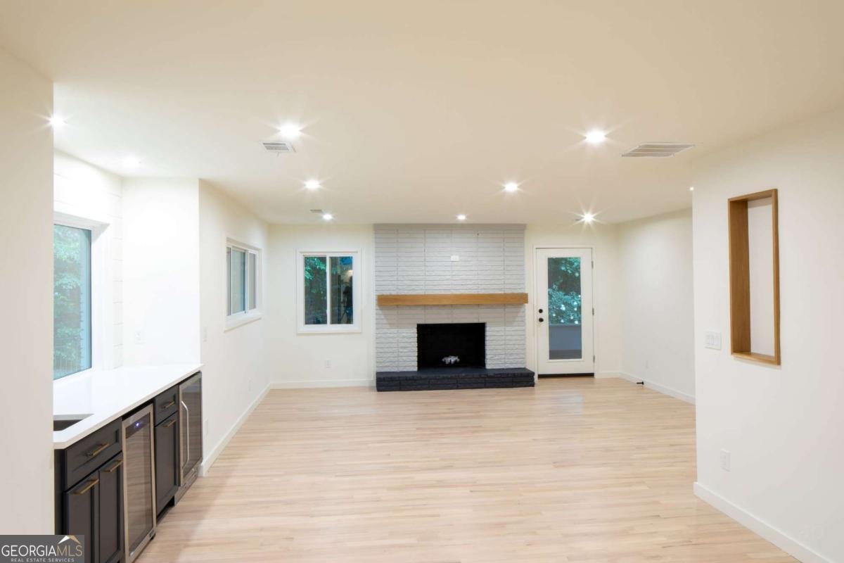 4816 Cambridge Drive Atlanta - 13