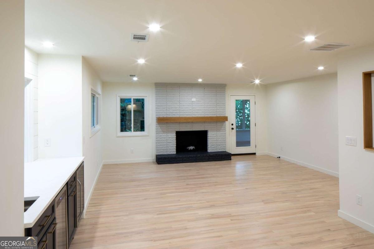 4816 Cambridge Drive Atlanta - 16
