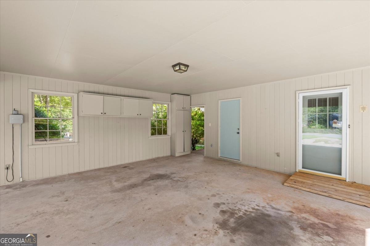 6312 Cornelia Drive Douglasville - 35