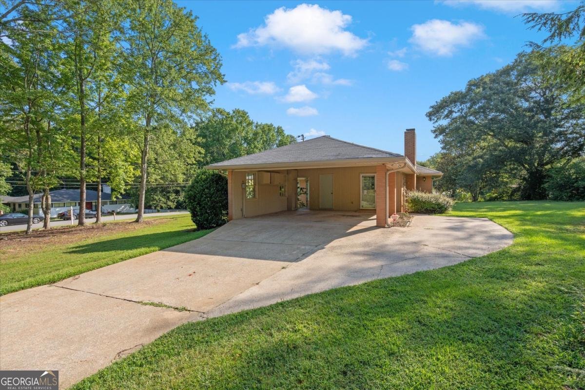 6312 Cornelia Drive Douglasville - 36