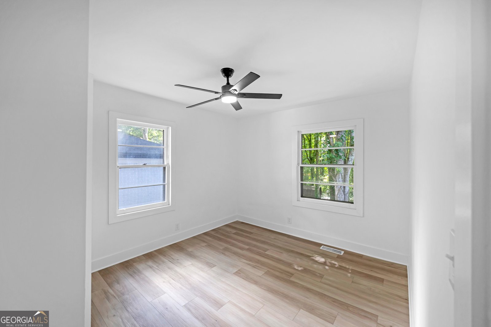 2545 Plantation Drive Atlanta - 25