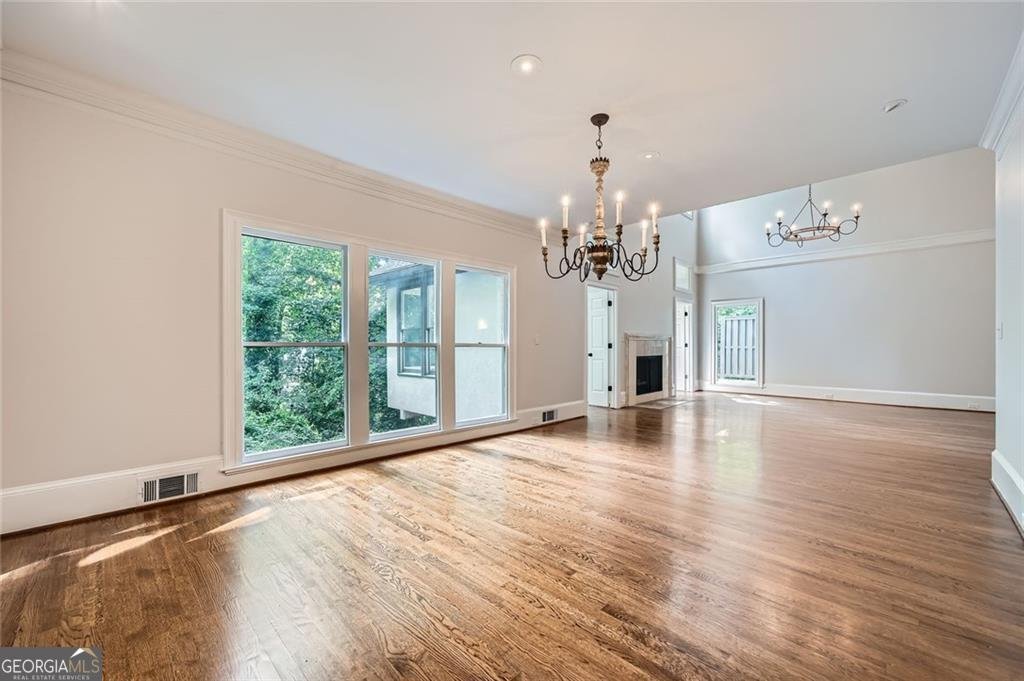140 Grosvenor Place Atlanta - 11