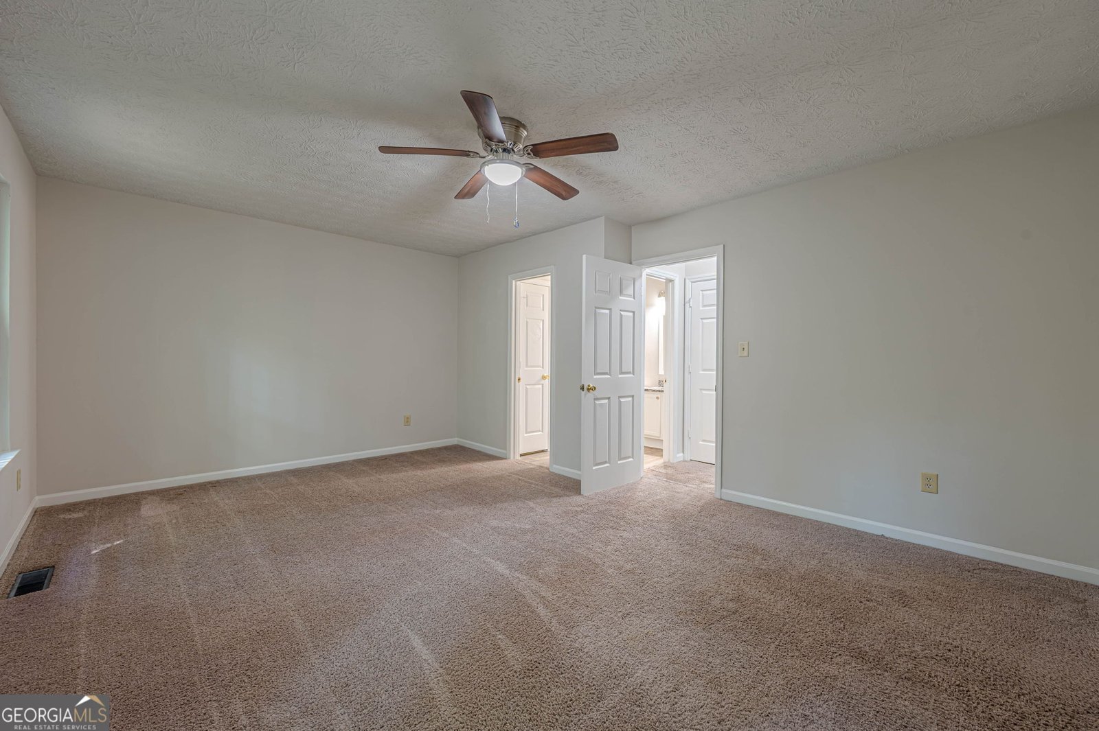 6614 Meadow Green Cir Circle Peachtree Corners - 32