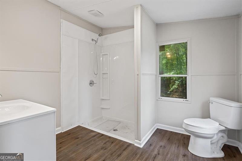 142 WATER OAK DELL Drive Lavonia - 14