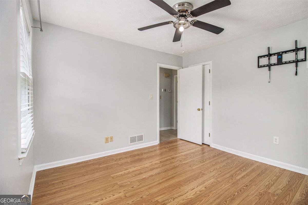 87 Grayson New Hope Road Grayson - 22