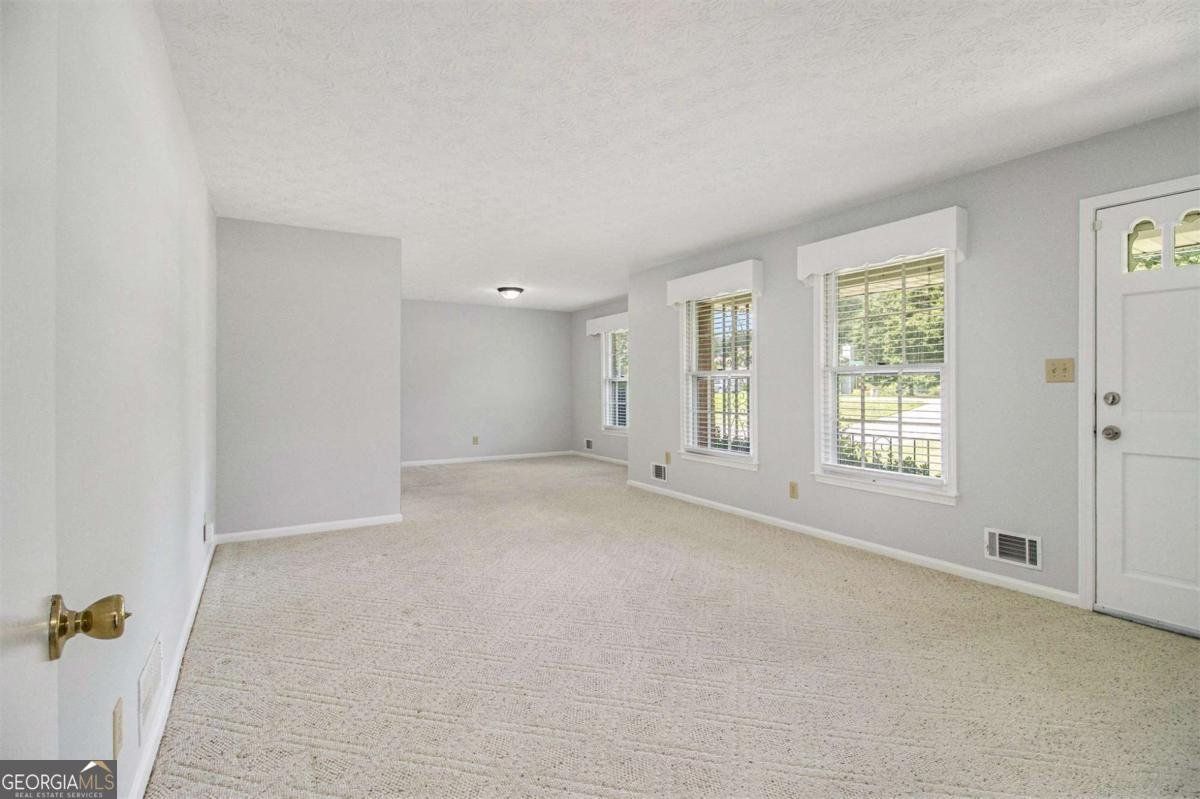 87 Grayson New Hope Road Grayson - 3