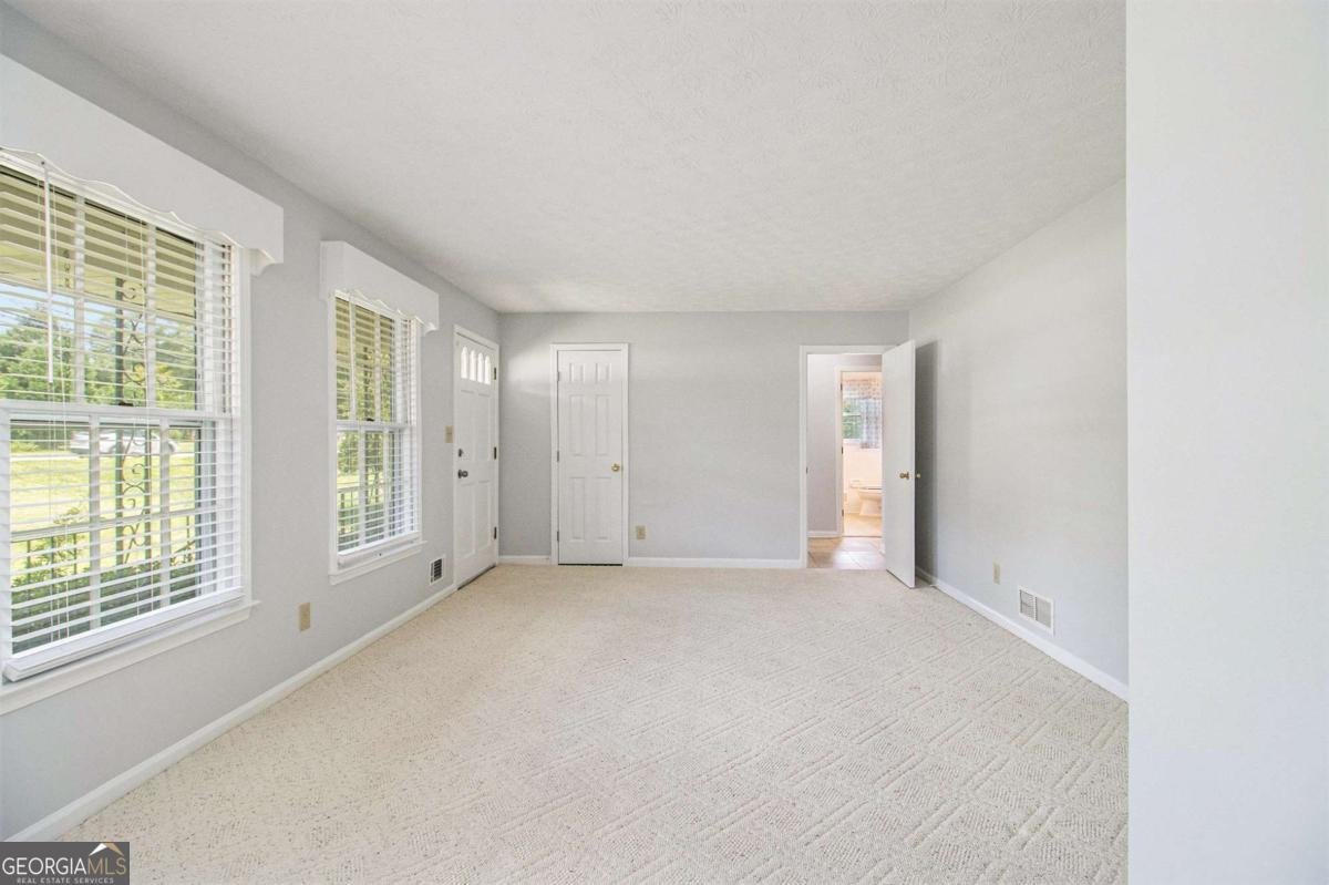 87 Grayson New Hope Road Grayson - 4