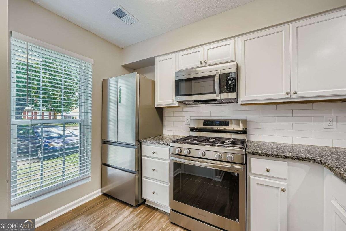 2892 Aspen Woods Entry Atlanta - 13