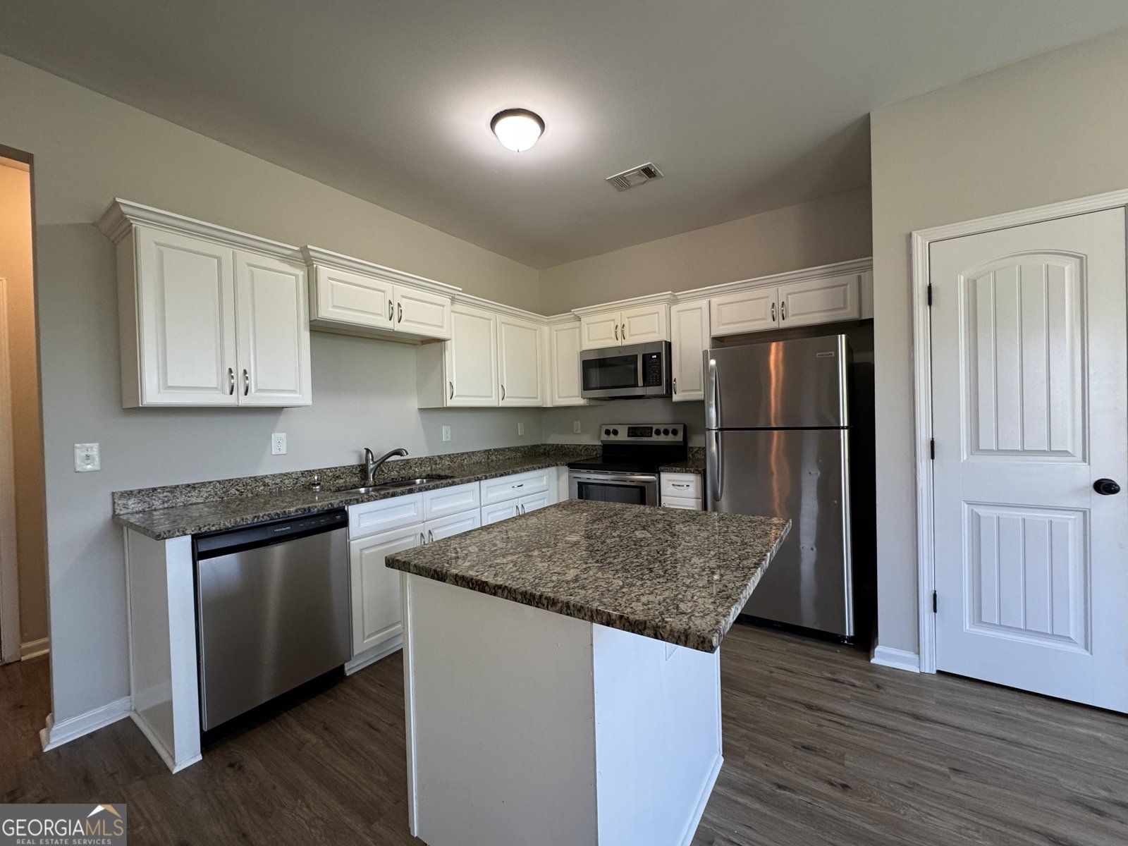 105 Quarry Circle Griffin - 2
