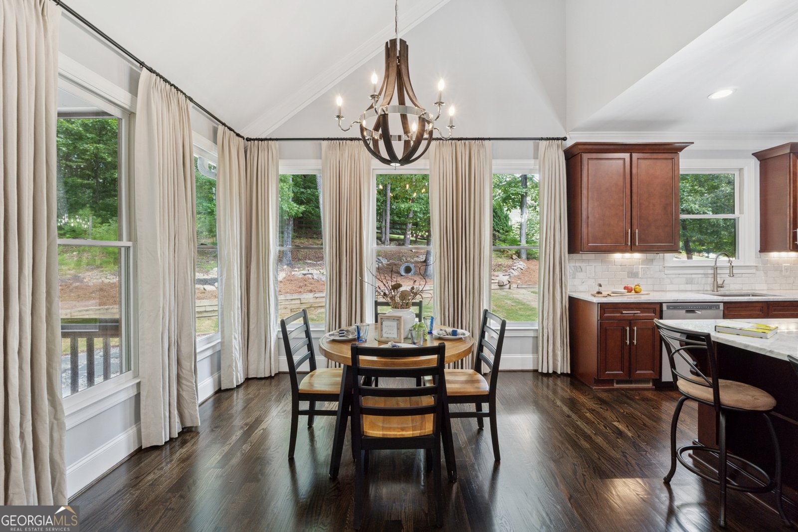 33 Rose Brooke Circle White - 10