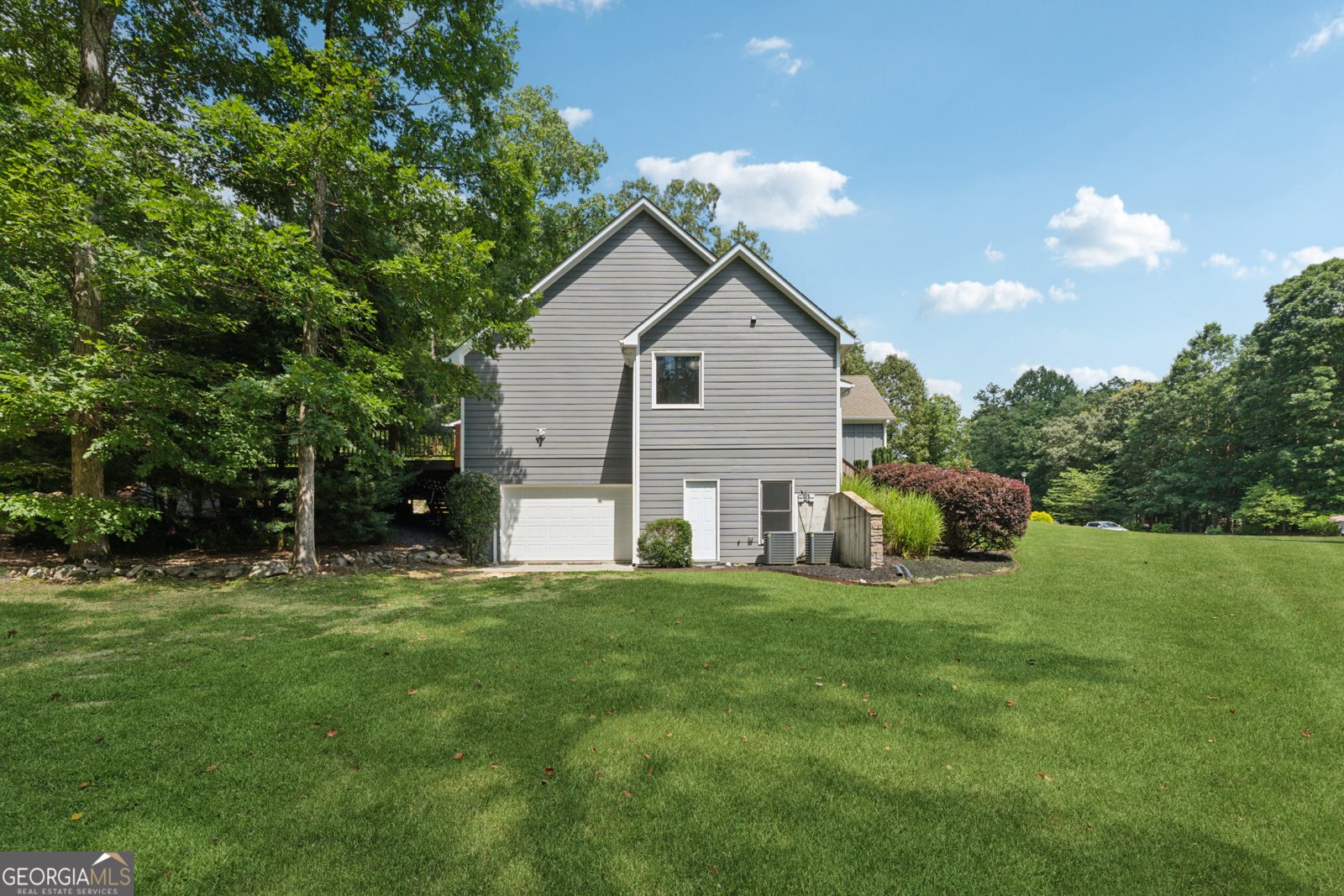 33 Rose Brooke Circle White - 30