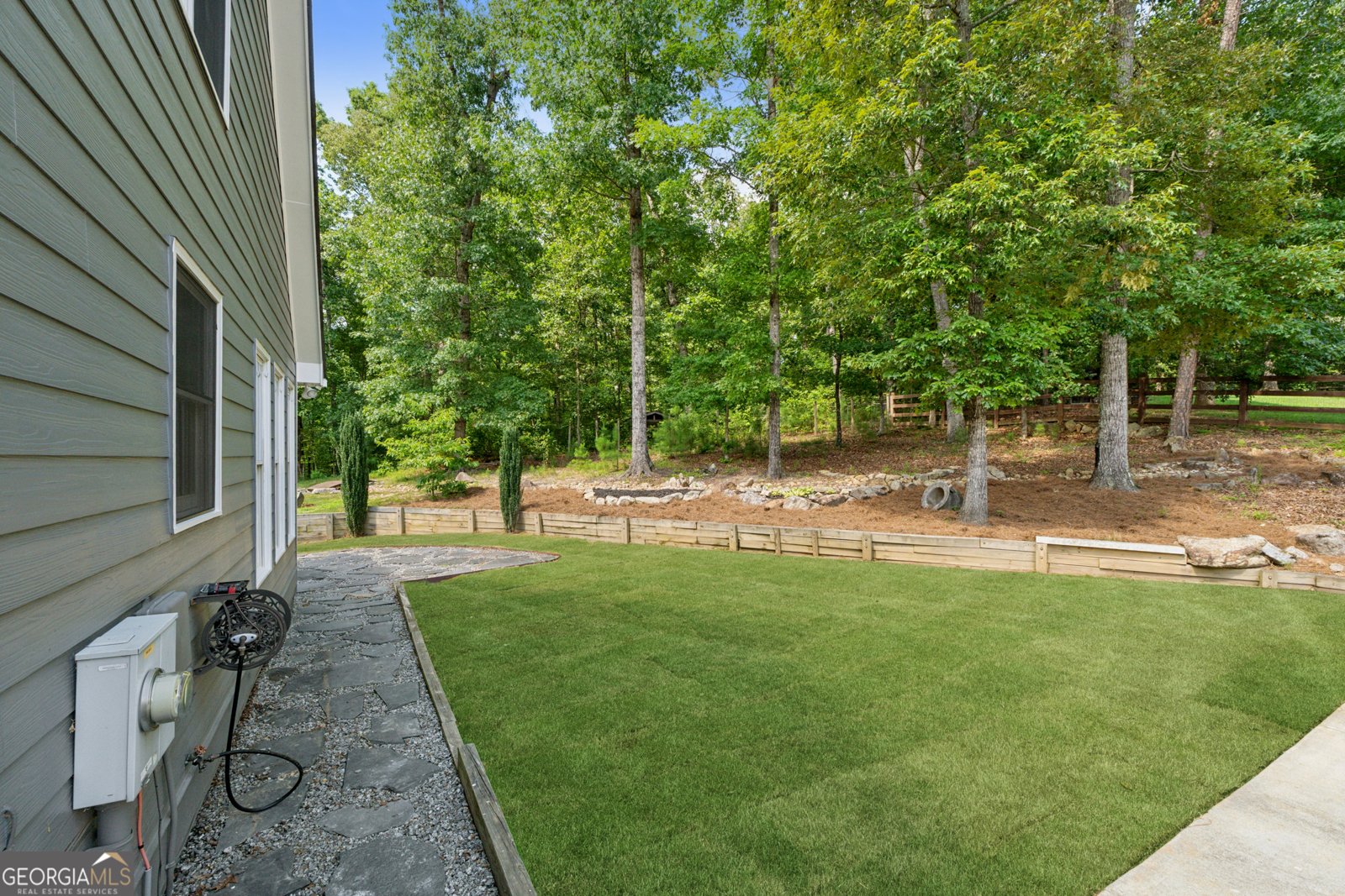 33 Rose Brooke Circle White - 31