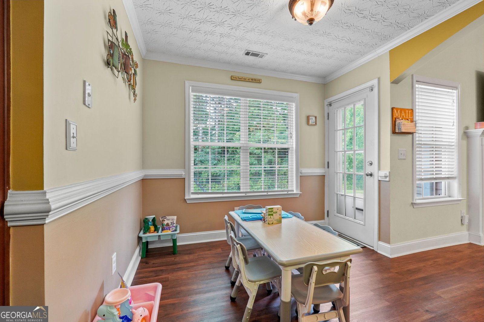 101 Crestwood Court Hampton - 16