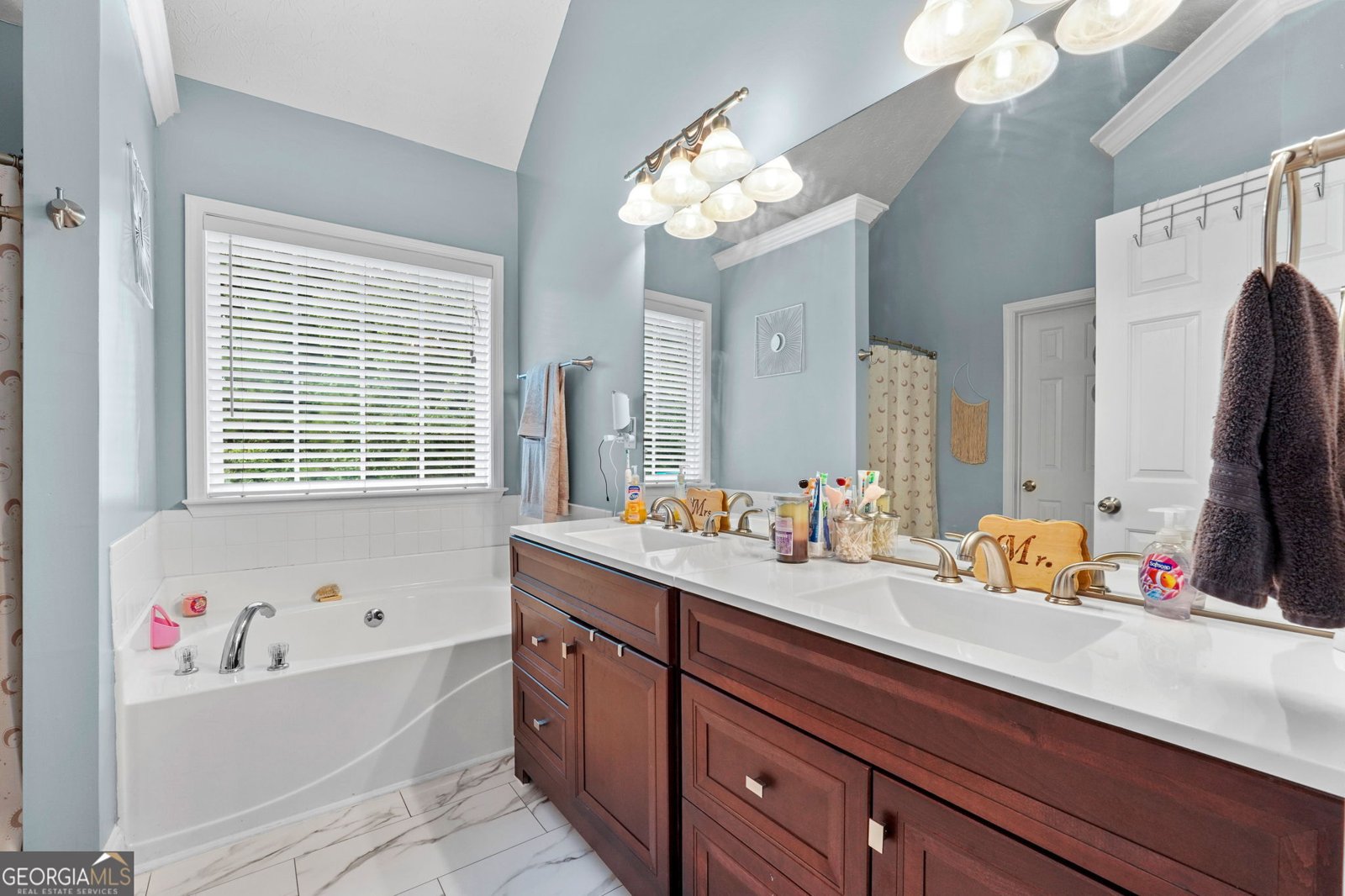 101 Crestwood Court Hampton - 21