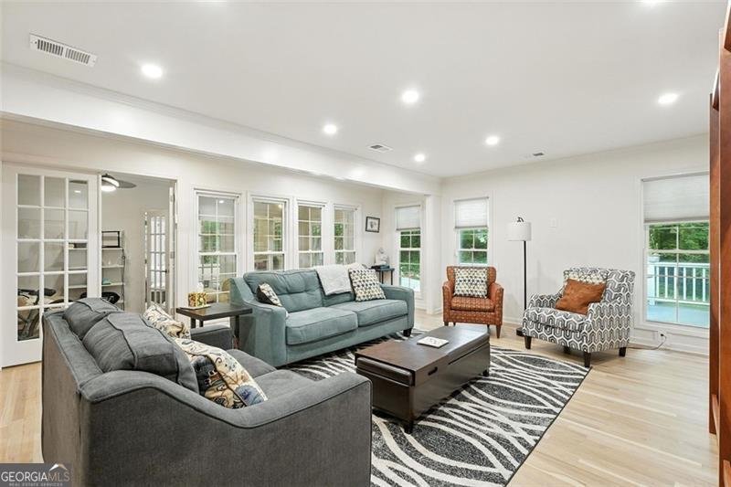 1152 ARBORVISTA Drive Atlanta - 12