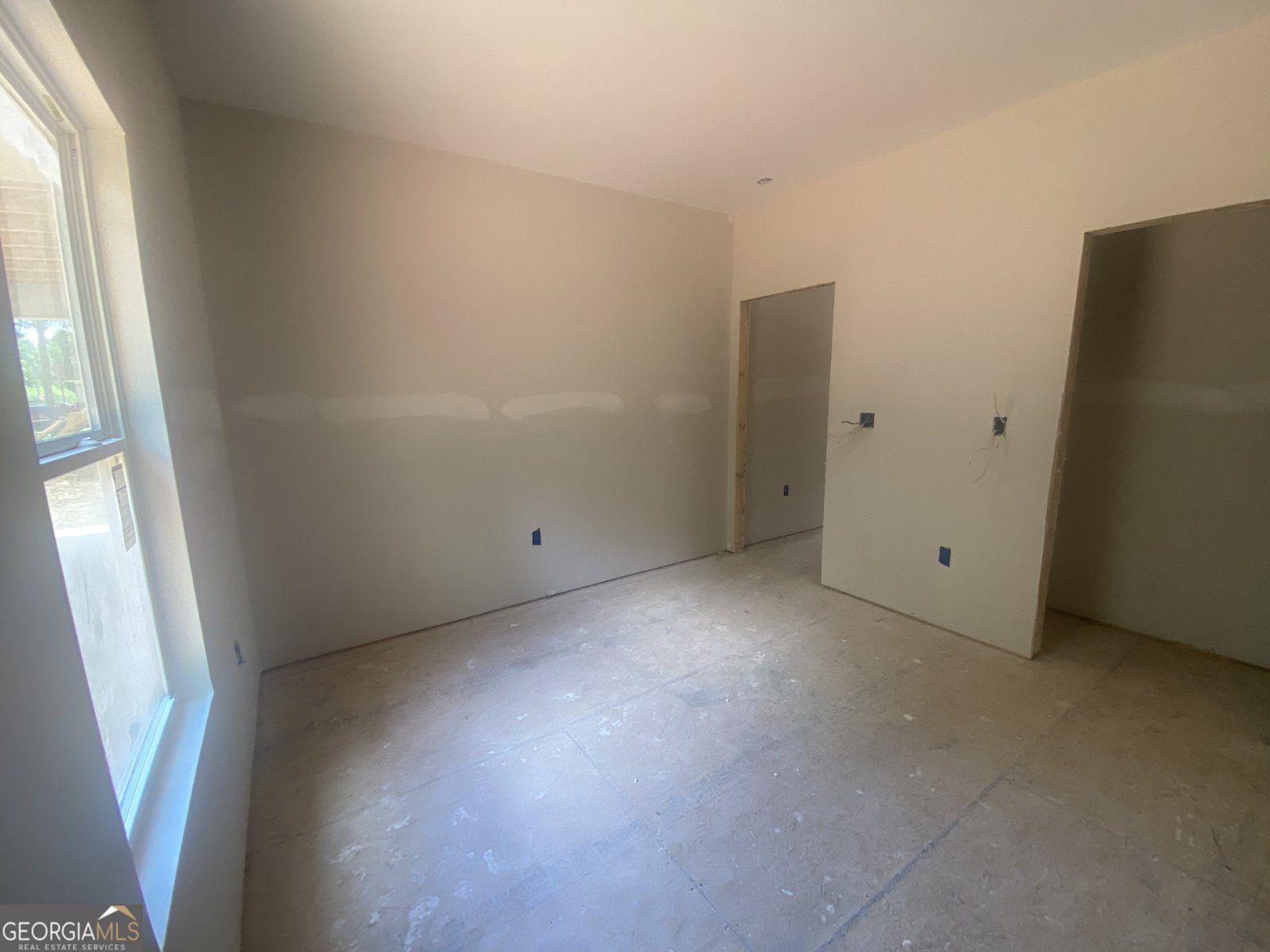 93 Anita Dr Manchester - 1