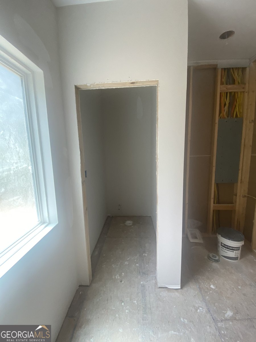 93 Anita Dr Manchester - 6