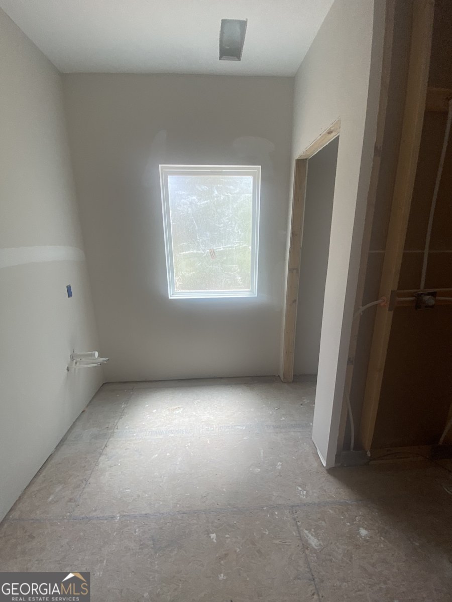 93 Anita Dr Manchester - 8
