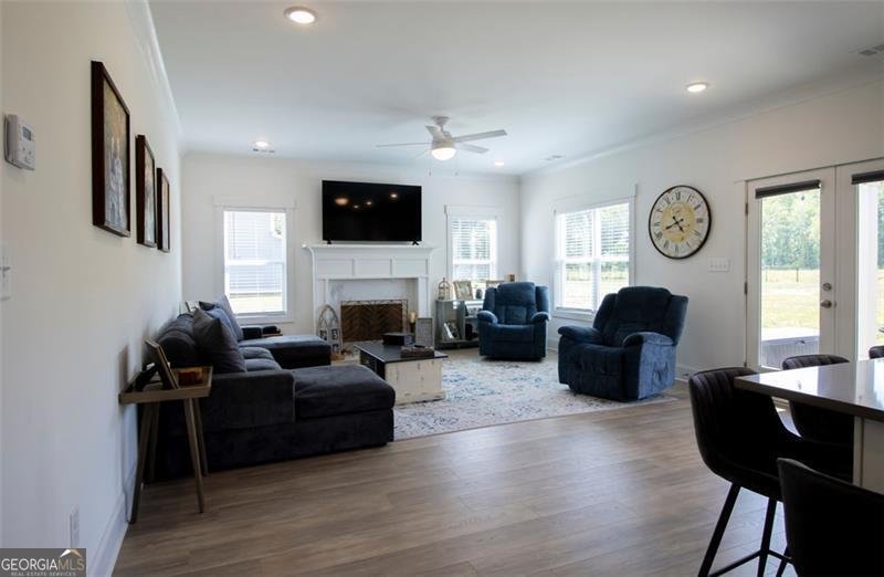 733 Wall Street Crawford - 16