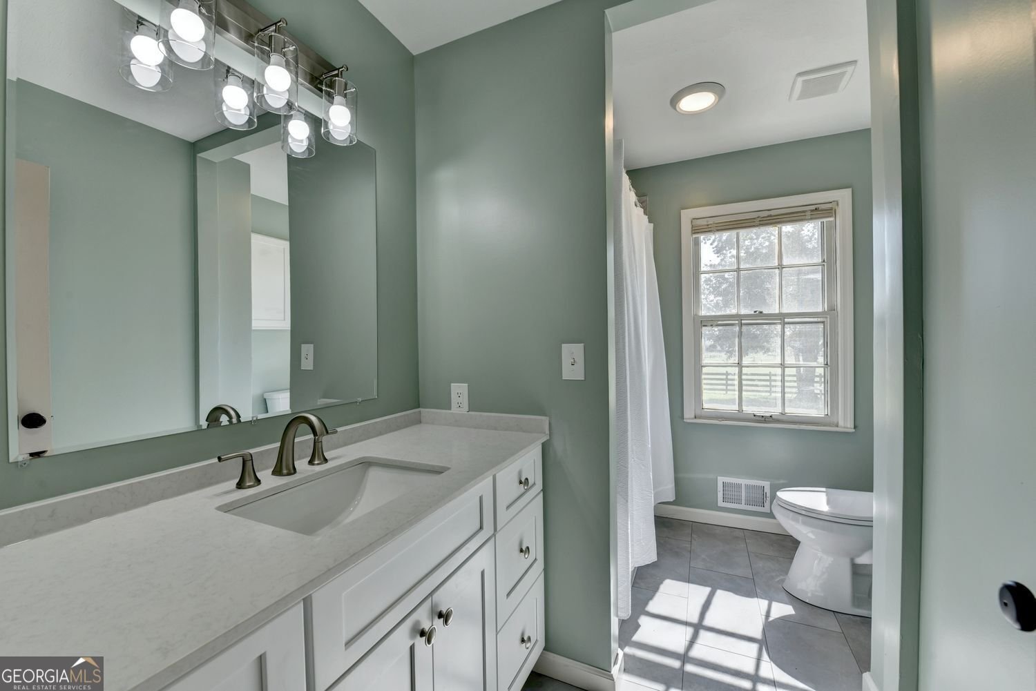 5808 Bowen Bridge Road Clermont - 53