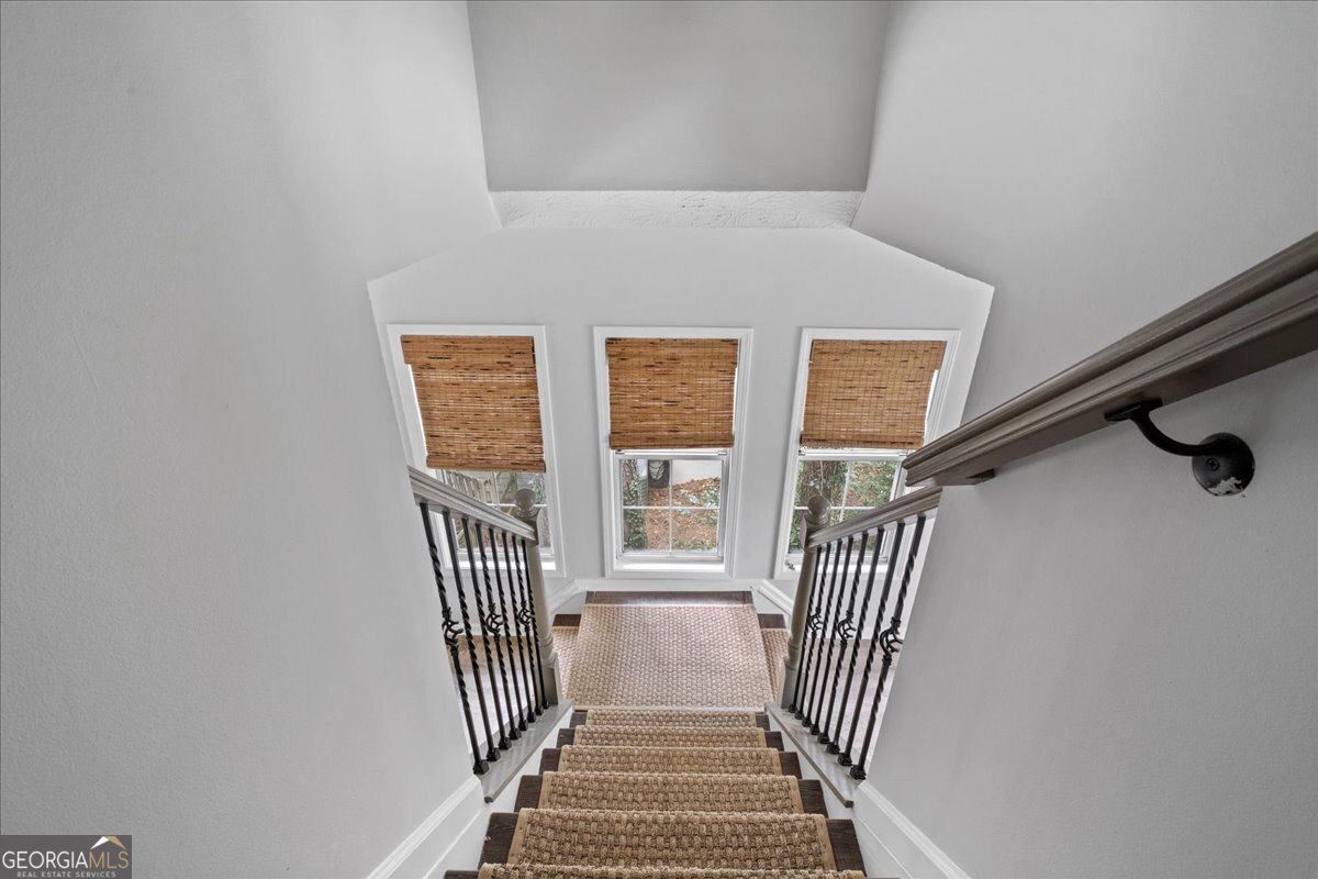 1001 Braelin Court Woodstock - 8
