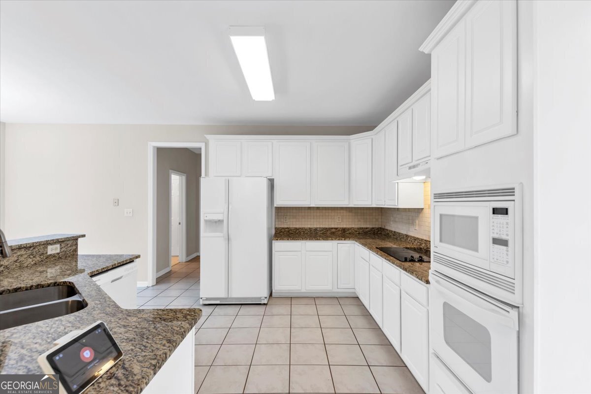 6807 Blantyre Boulevard Stone Mountain - 11