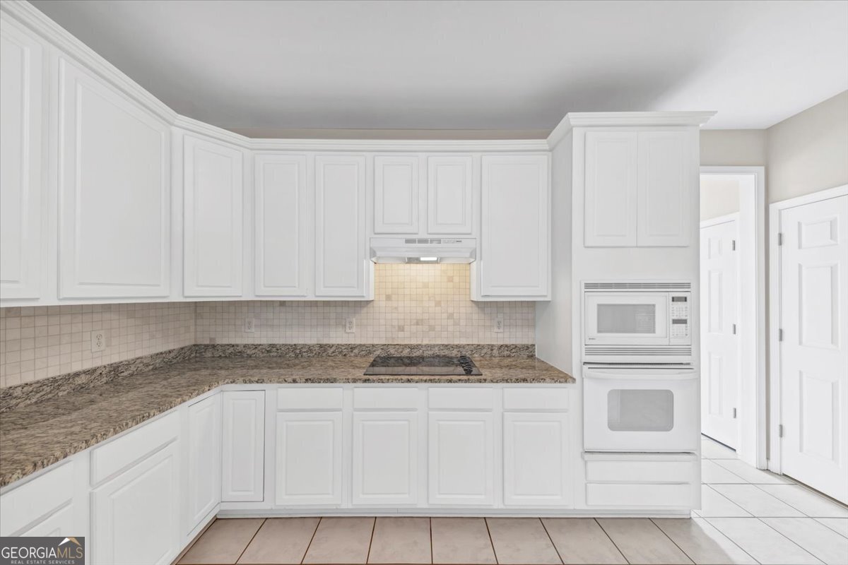6807 Blantyre Boulevard Stone Mountain - 14