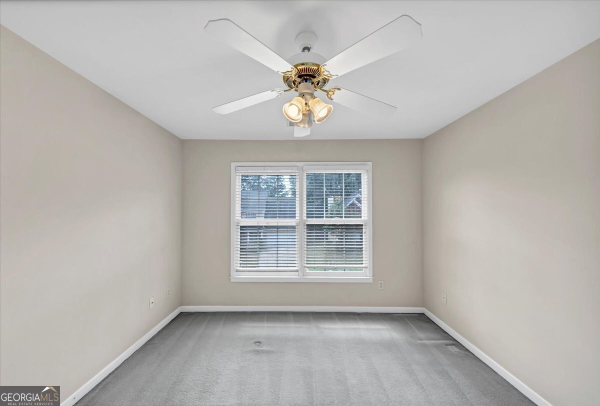 6807 Blantyre Boulevard Stone Mountain - 34