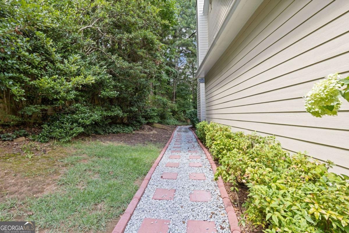5050 Byers Road Alpharetta - 3