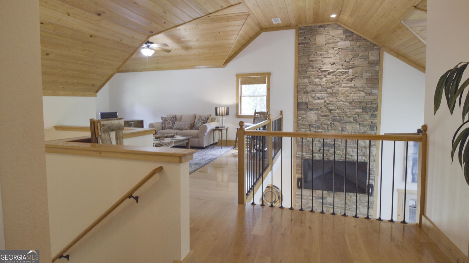 700 Sleepy River Drive Demorest - 32