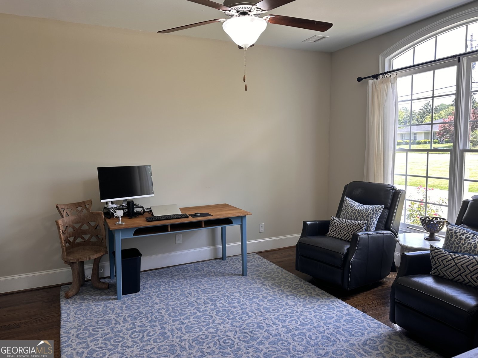 2609 Hilton Avenue Columbus - 28
