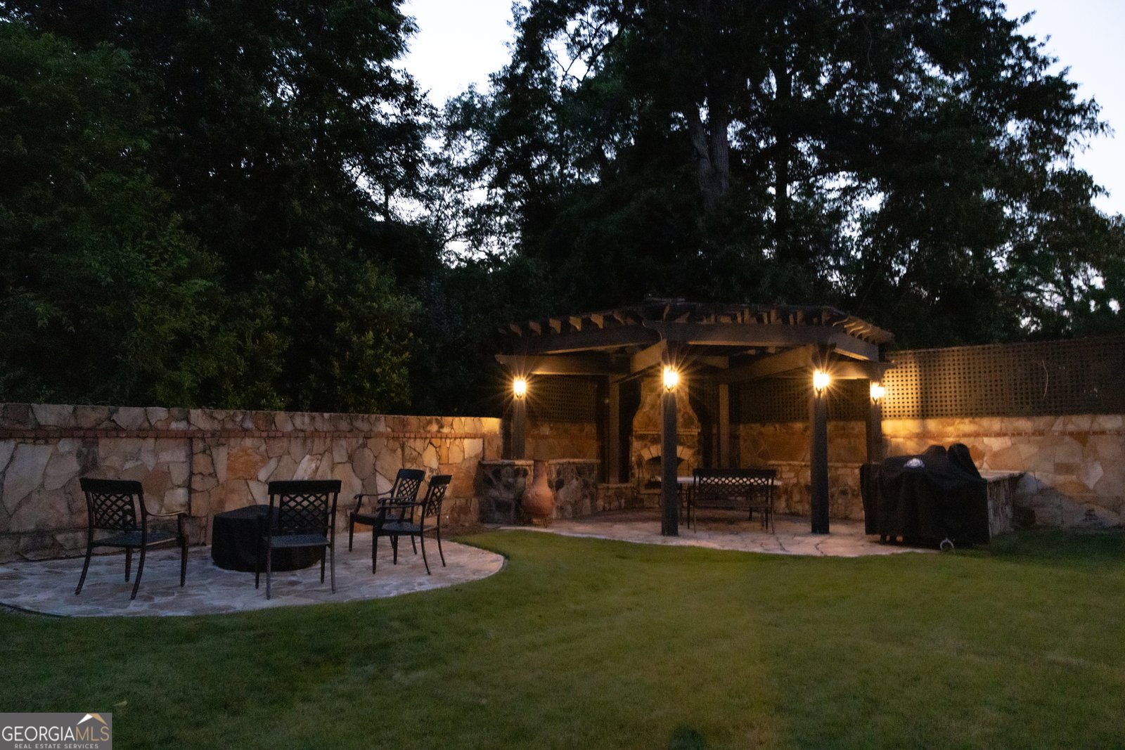2609 Hilton Avenue Columbus - 42