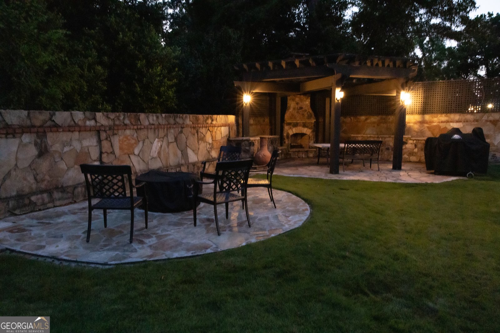 2609 Hilton Avenue Columbus - 43