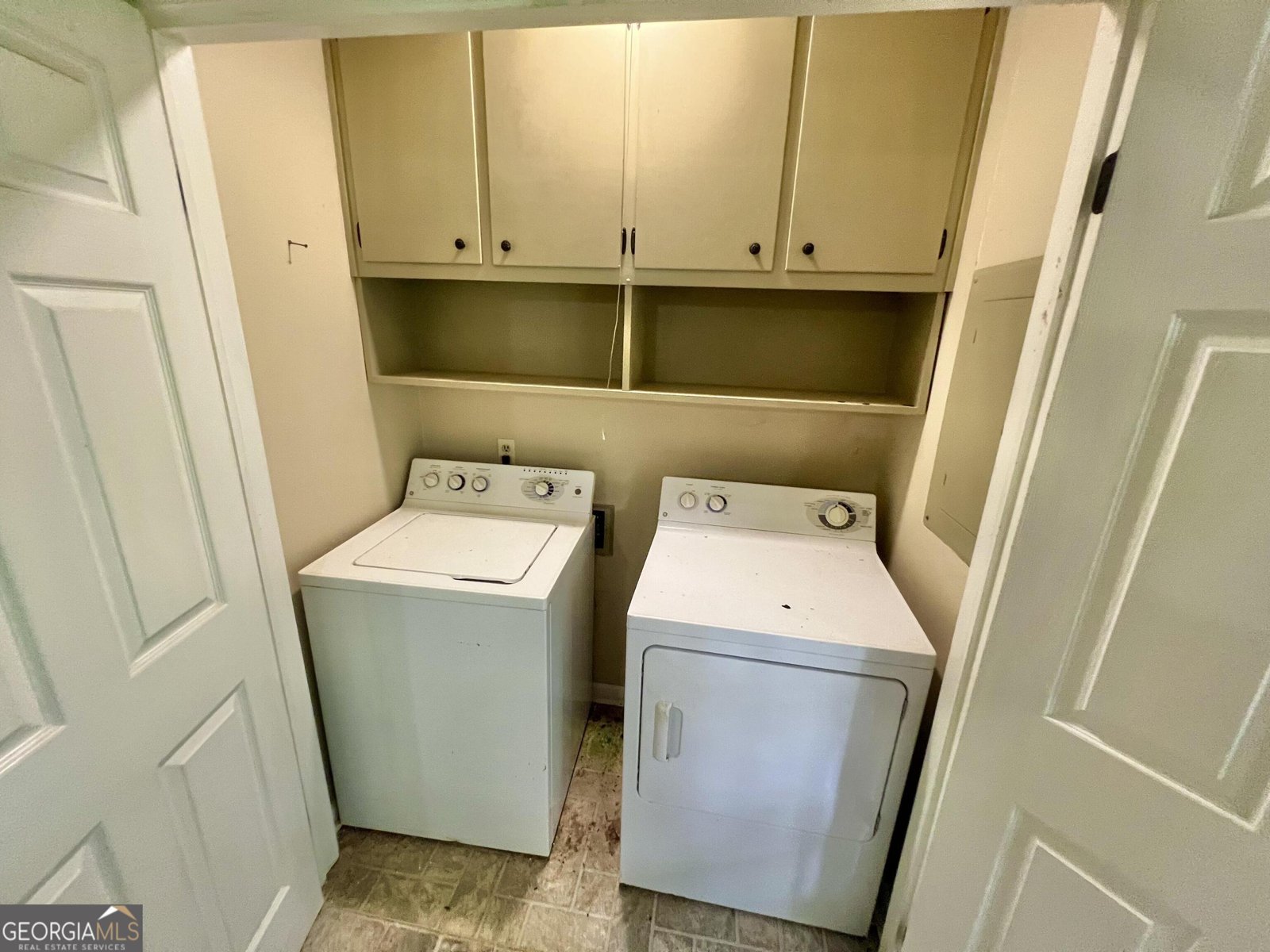 2449 Due West Circle Kennesaw - 28