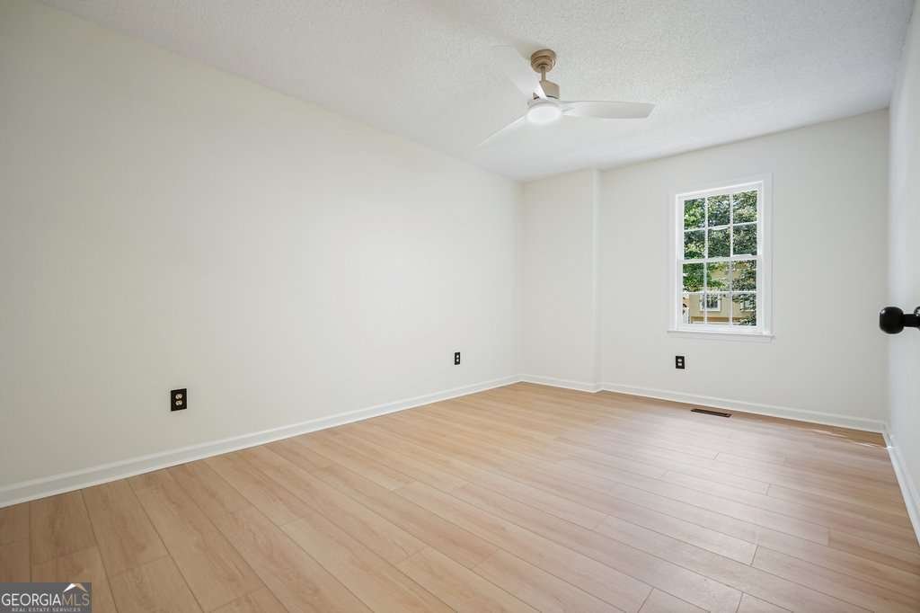 608 Wedgewood Drive Woodstock - 35