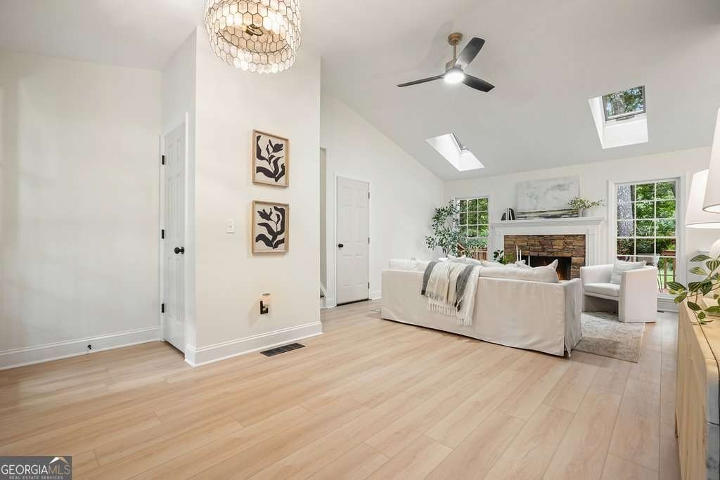 608 Wedgewood Drive Woodstock - 9