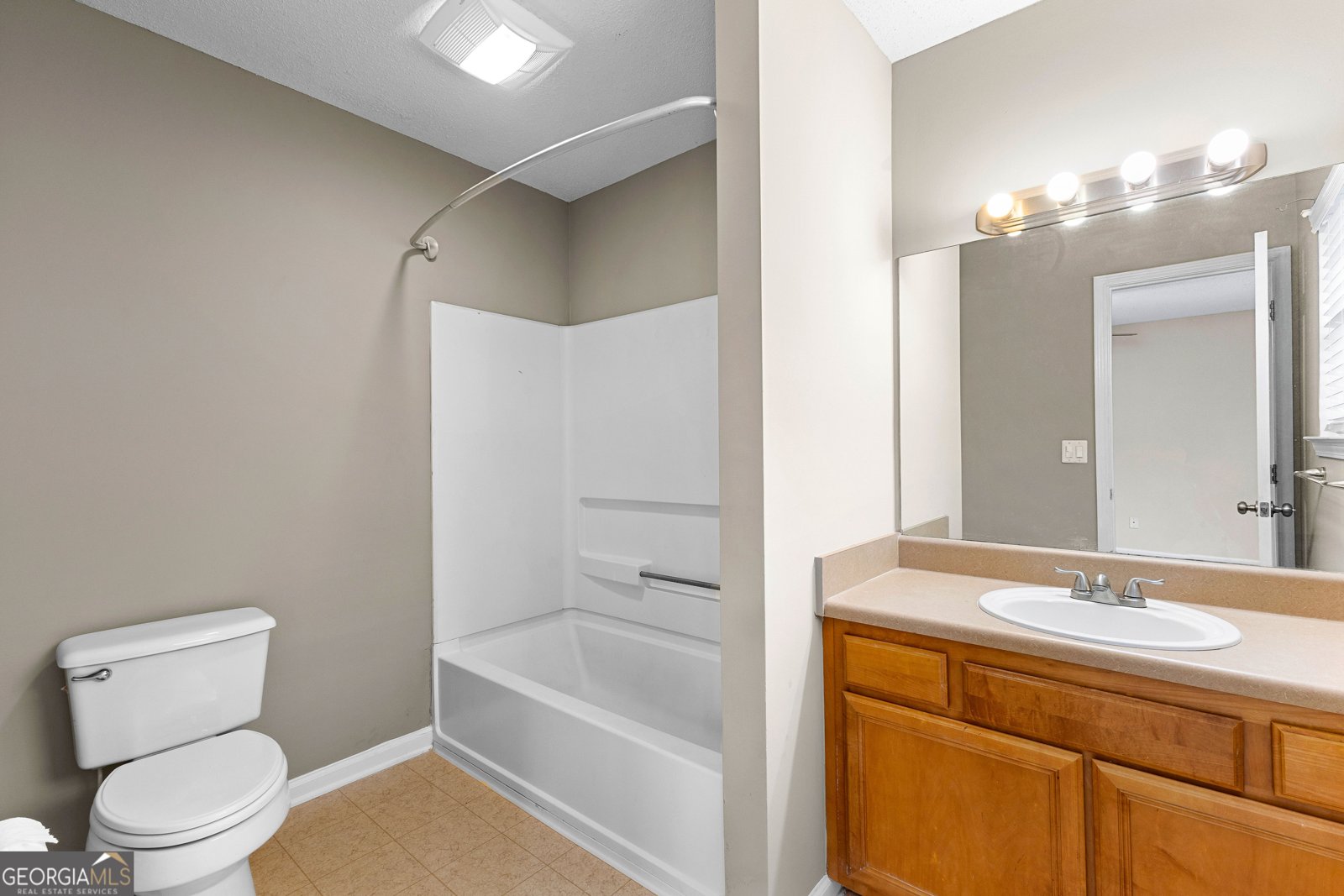 350 Brentwood Drive Newnan - 27