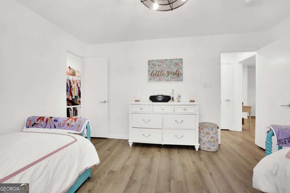 3113 Lake Pointe Circle Roswell - 24