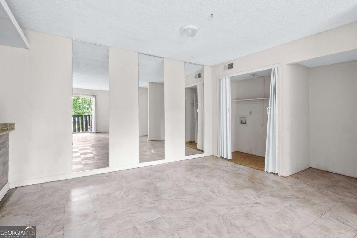 1315 Camelot Drive Atlanta - 6
