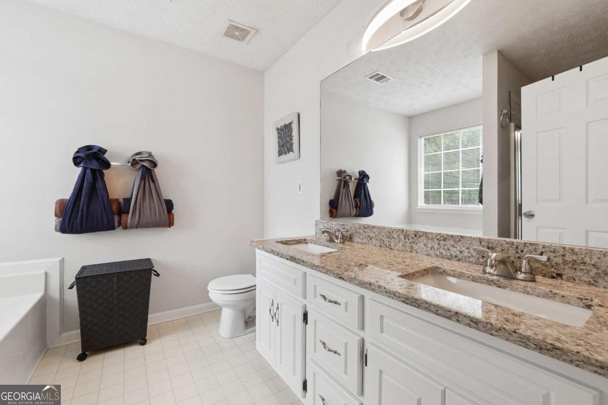 4255 Willow Springs Drive Loganville - 19